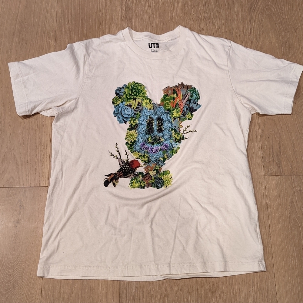 T-Shirt with Floral Mickey Mouse Design